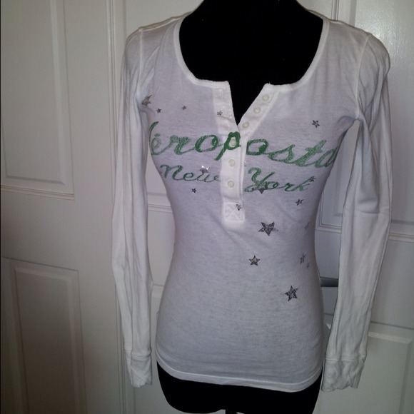 AEROPOSTALE LIGHT WEIGHT GRAPHIC HENLEY size SMALL