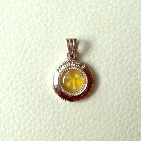 18k WGP clover flower charm for necklace