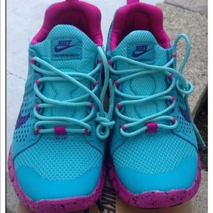 🔥Nike free power lines + 2 🔥