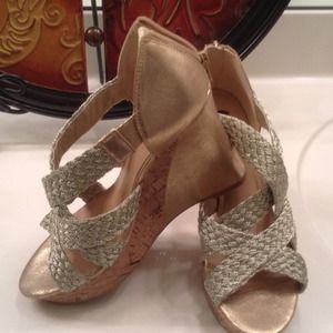 Size 10 Guess Rope Sandals