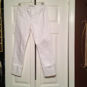 White Capri pants(reserved)