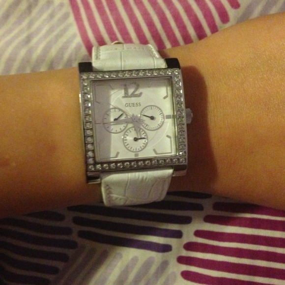 Guess watch - Picture 2 of 4