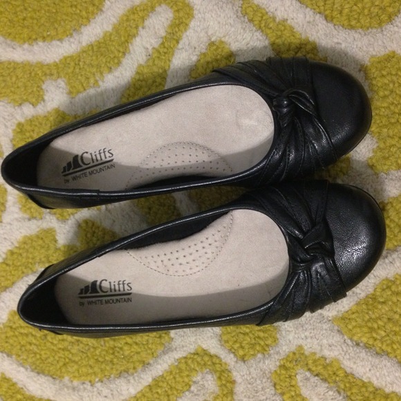 Black flats