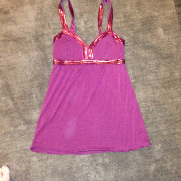 Magenta casual sequin trimming top