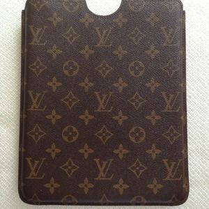 Louis Vuitton Ipad Case.....  No Trades!