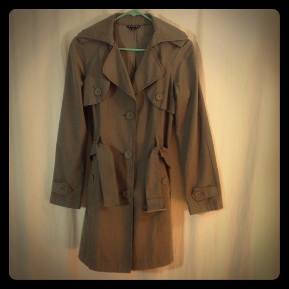 75% off SISLEY dark green trench coat NWOT