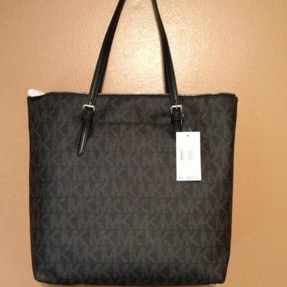 ⚡⚡SOLD👏👏👏 - Picture 2 of 4