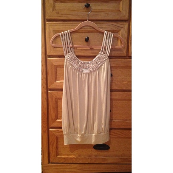 Forever 21 Tops - 💐🌸🌷 SOLD IN BUNDLE Champagne Knit Top