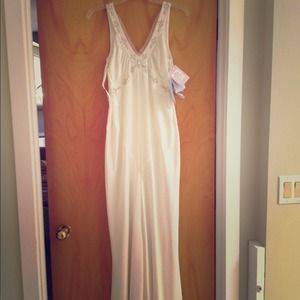 Vera Wang Wedding Dress