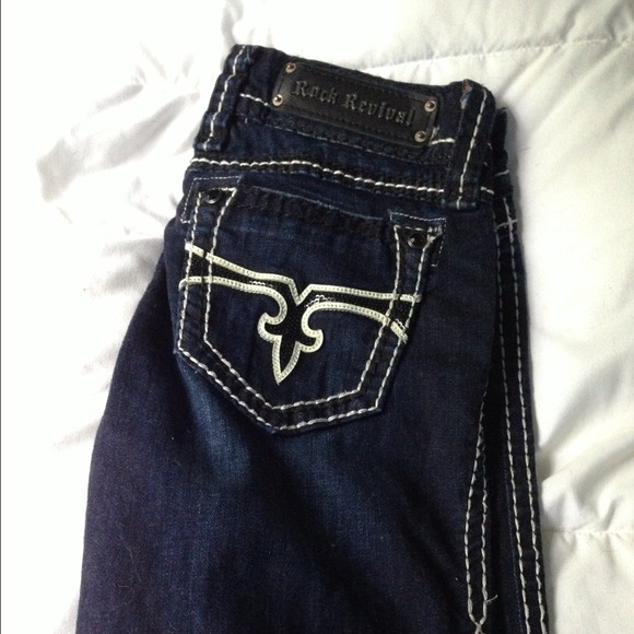 ROCK REVIVAL JEANS SIZE 28 ON HOLD ANNA22.