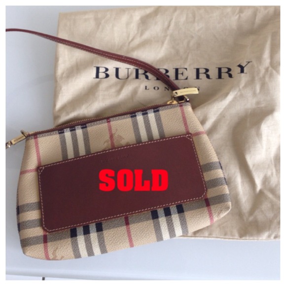 💢SOLD 💢 Burberry Bag - Picture 1 of 4
