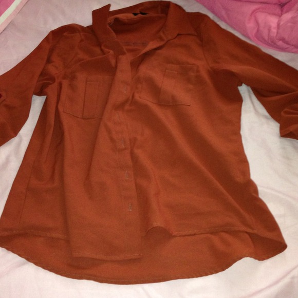 Sold Very cute long sleeve top used once
