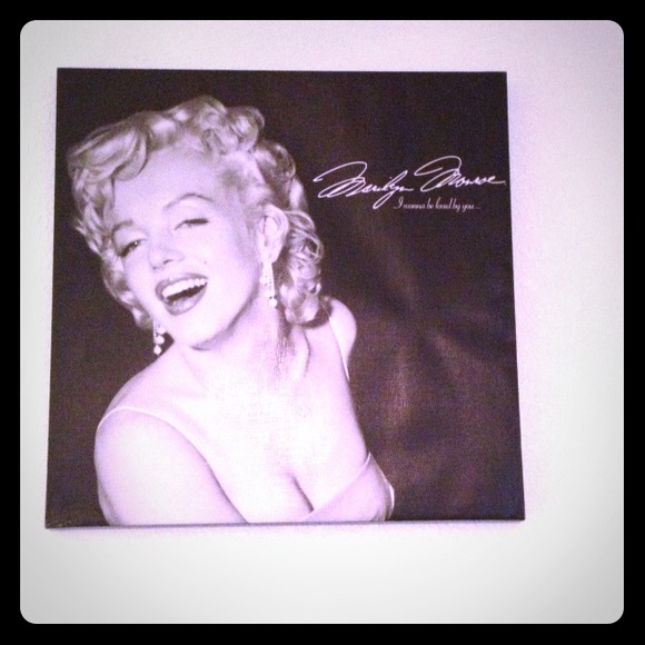 Canvas Marilyn Monroe Black & White 24x24