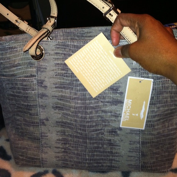 Authentic Michael Kors tote