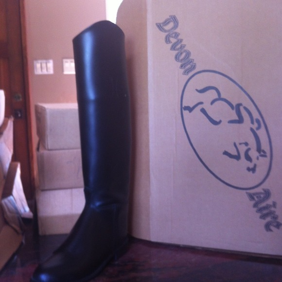 Dress boot - Picture 2 of 3