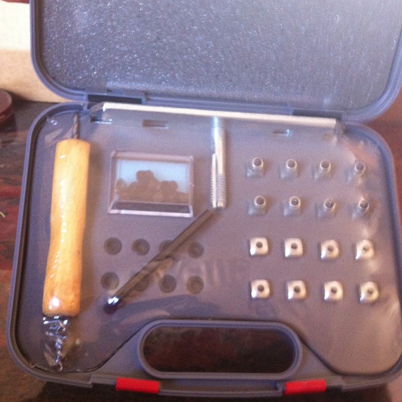 Stud kit