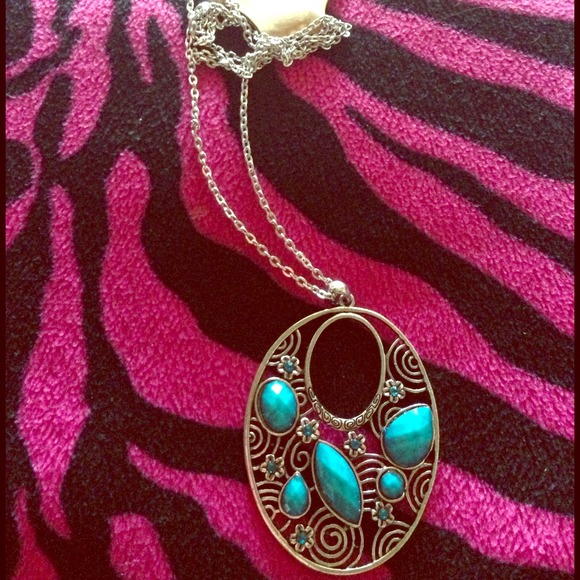 Long fashion necklace