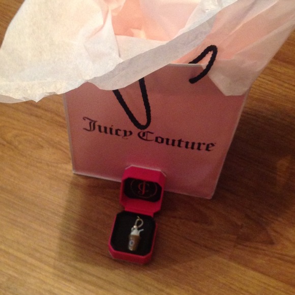 Juicy Charm•••JPalmer