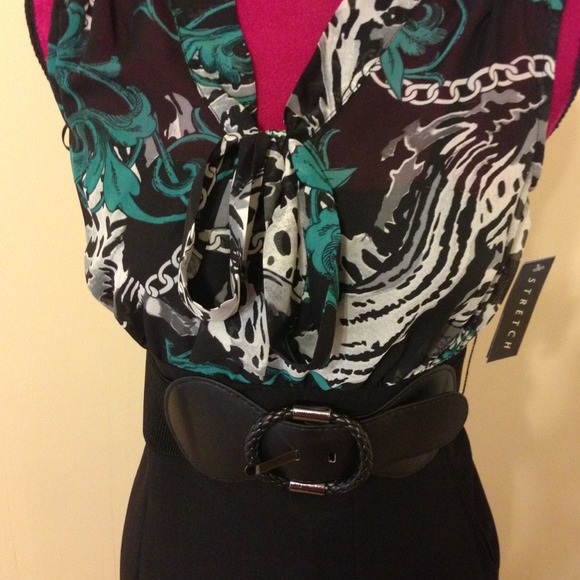 🔺Short dress🔺 - Picture 3 of 4