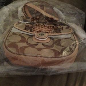 Authentic Coach Poppy Signature New Willis