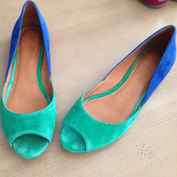 PENDING ***Madewell color block flats - size 9