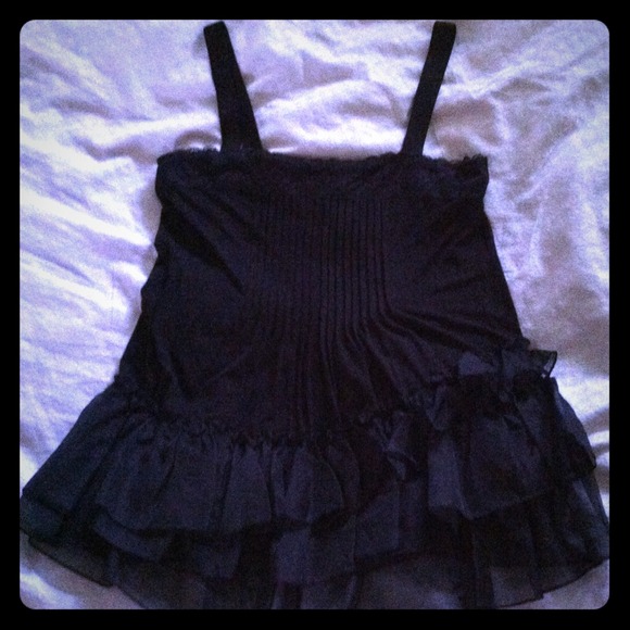 NWT BLACK TANK w/ RUFFLES ON BOTTOM!