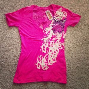 💗Pink tap out shirt💗