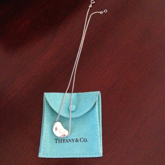 Authentic Tiffany Elsa Peretti  Bean necklace