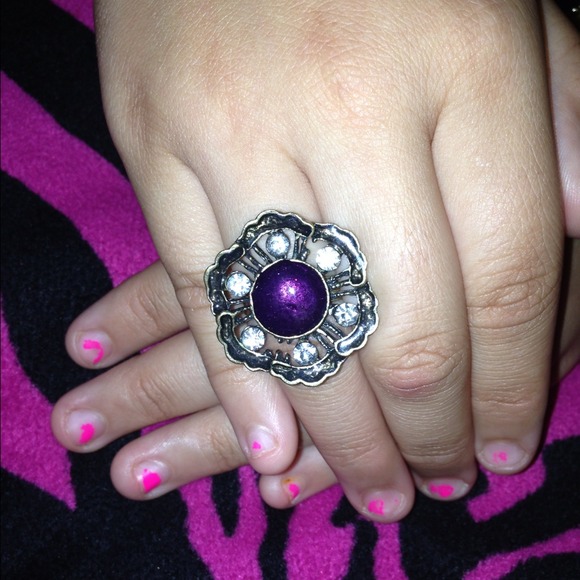 Purple stone  flower ring