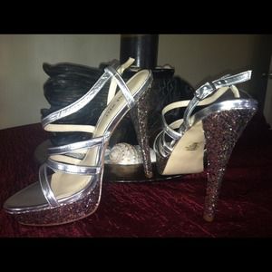 Nine West Woman's Arm Candy Platform Sandal.