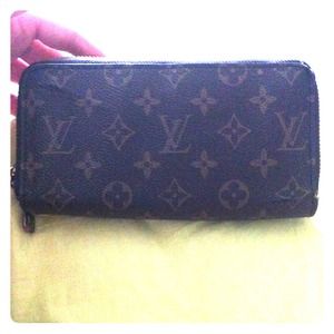 Louis Vuitton inspired wallet