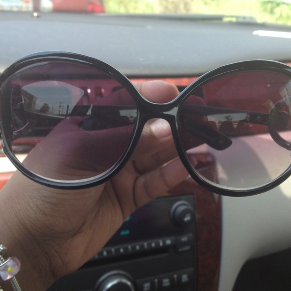 Black Steve Madden sunglasses