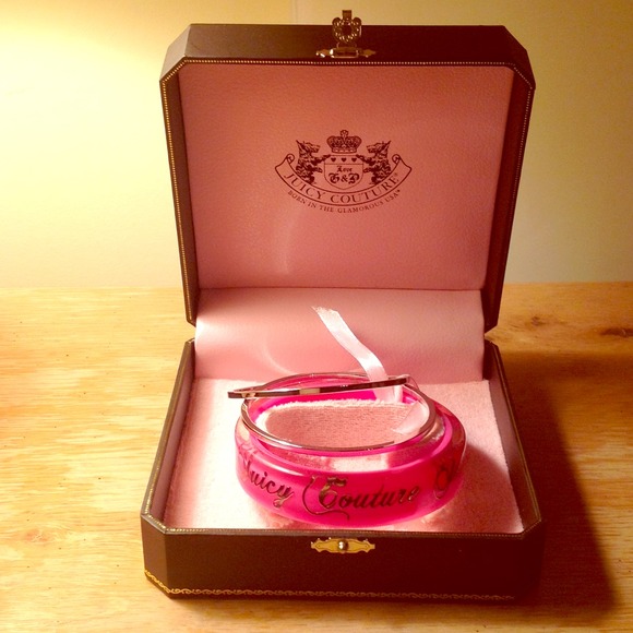 JUICY COUTURE SET OF 3 BRACELETS