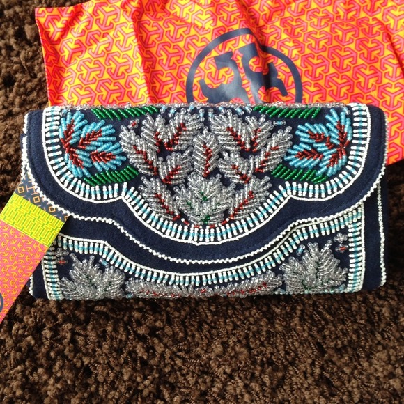 Authentic Tory Burch clutch