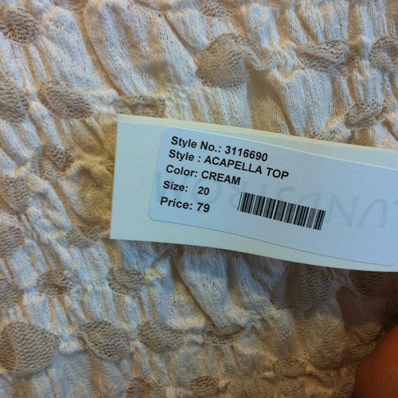 Linda Lundstrom Top - Picture 2 of 3