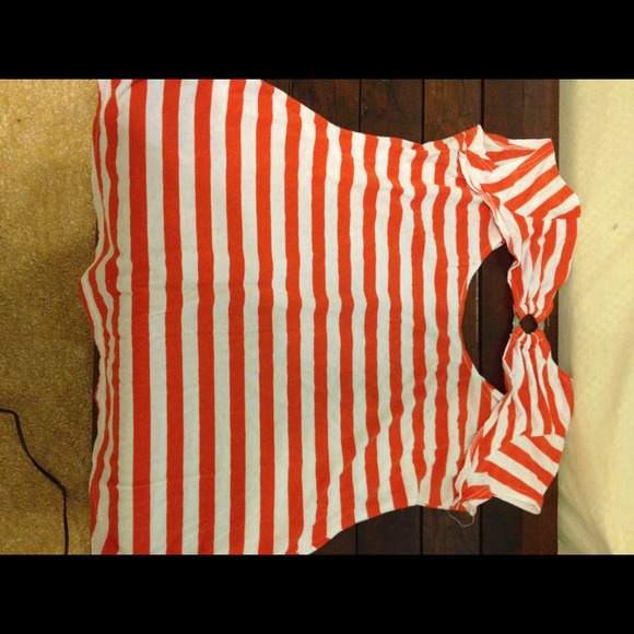 Sold in bundle - Picture 2 of 2