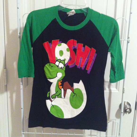 ❌Traded❌ Graphic tee