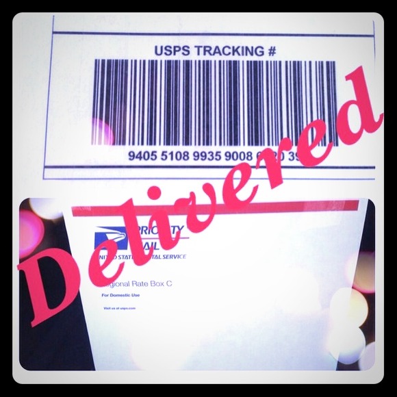 🌟Yay package shipped🌟