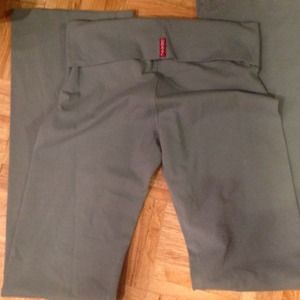 Hard tail yoga pants