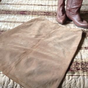 Hold lisagoon Suede leather skirt