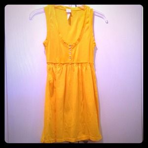 Aqua yellow tank