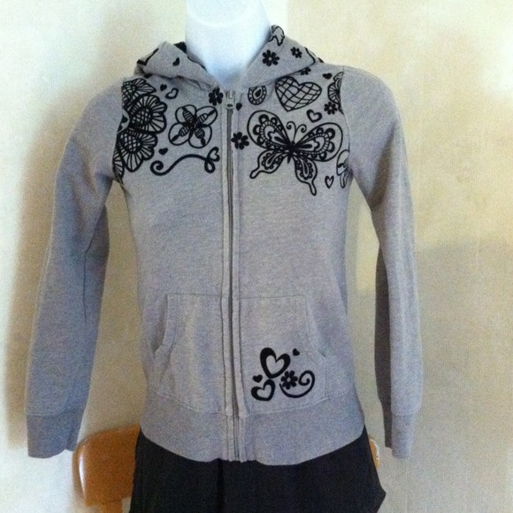 Gorgeous HOODED Sweetshirt. Boots,and Belt.