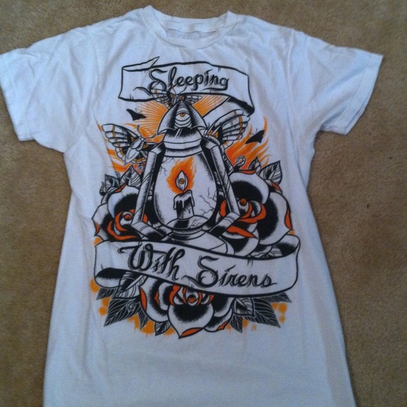 sleeping with sirens lantern tee