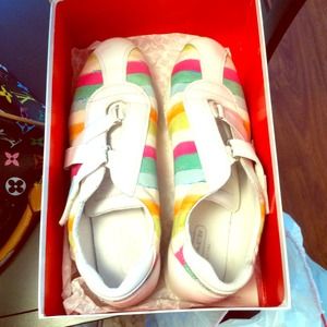 Authentic coach sneakers size 8.5