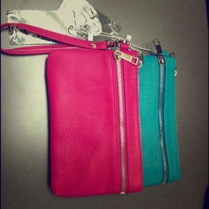 Brand new clutches with cc pockets inside