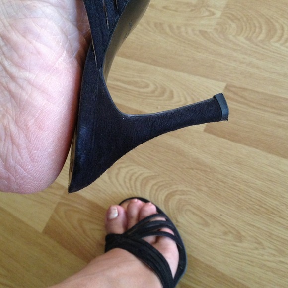 Shoes - Picture 3 of 3