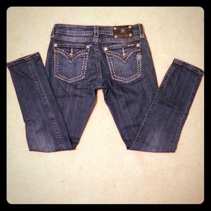 Miss me skinny jeans!! Size 28.