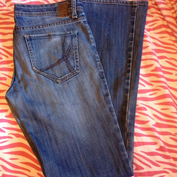 Boot cut "Hottie" by !iT Jeans