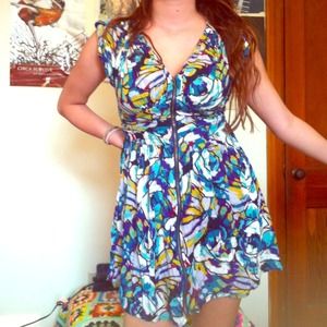 Flowy, front zip dress