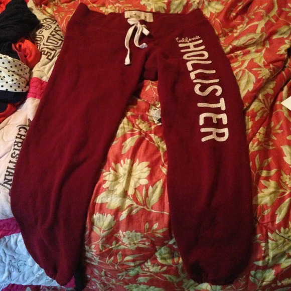 Maroon Hollister Sweats